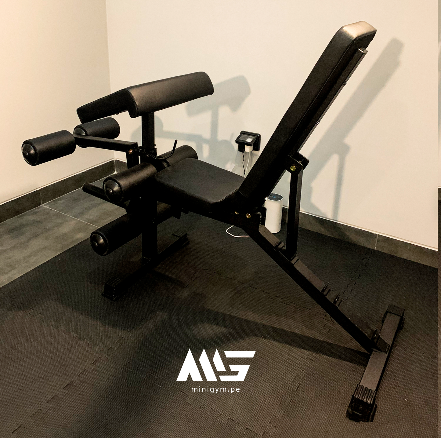 Banca Multifuncional - MIG