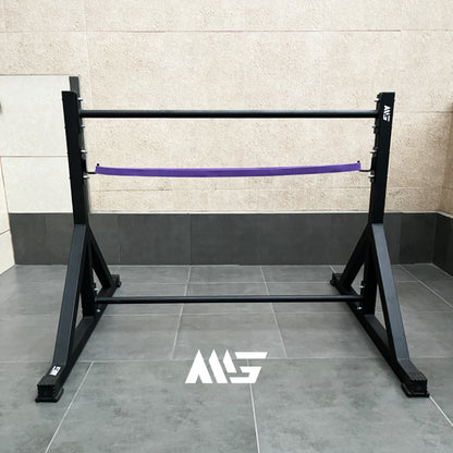 Barra Front MiniGym Perú con banda de asistencia morada montada