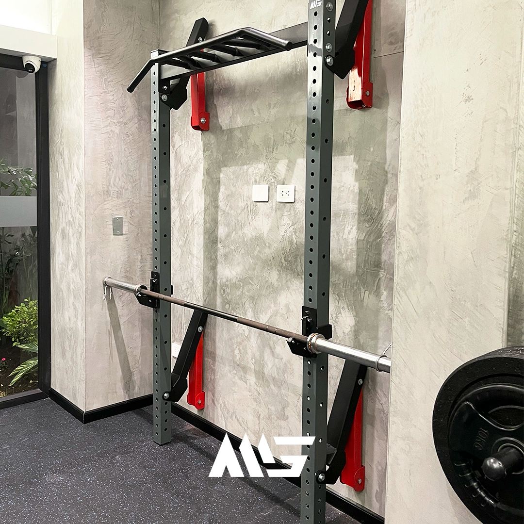 Rack plegable X MiniGym instalado en pared – rack compacto para entrenamiento en casa o gimnasio


